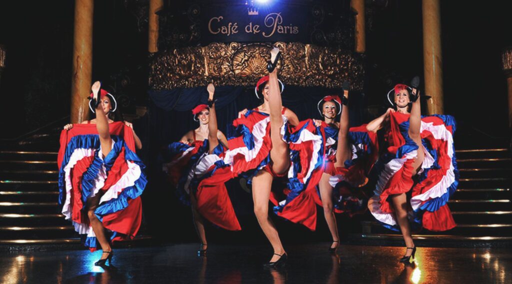 Paris Nightlife Guide – Rooftop Bars, Jazz Clubs & Cabarets