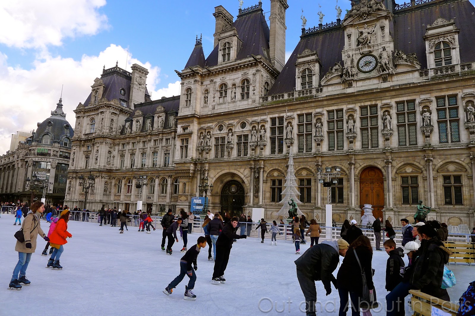 Christmas in Paris – Tickets, Markets & Festive Events