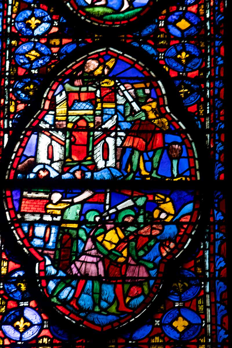 Image of stained glass in La Sainte Chapelle Paris