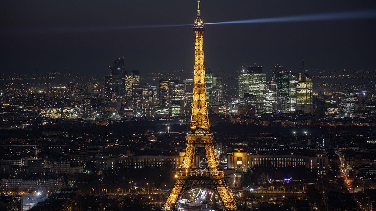 Christmas in Paris – Tickets, Markets & Festive Events