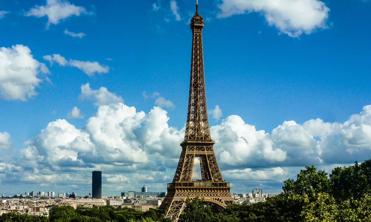 How to Get Eiffel Tower Tickets: 8 Easy Ways to Avoid Standing in Long Lines