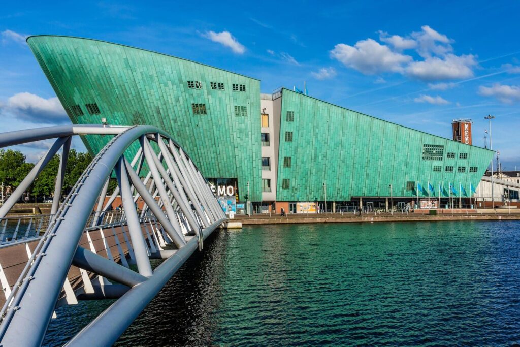 Top 20 Tourist Attractions in Amsterdam
